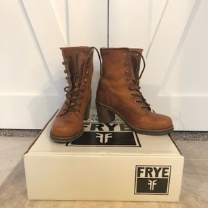 Frye Karen lace up short boots